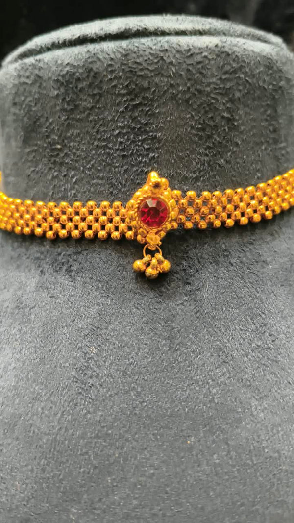 Thushi Choker Necklace
