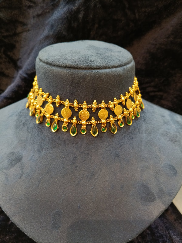 Traditional Necklace Choker