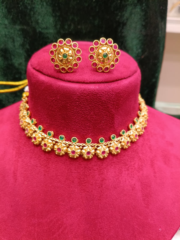 Rajvadi kundan Delicate Necklace