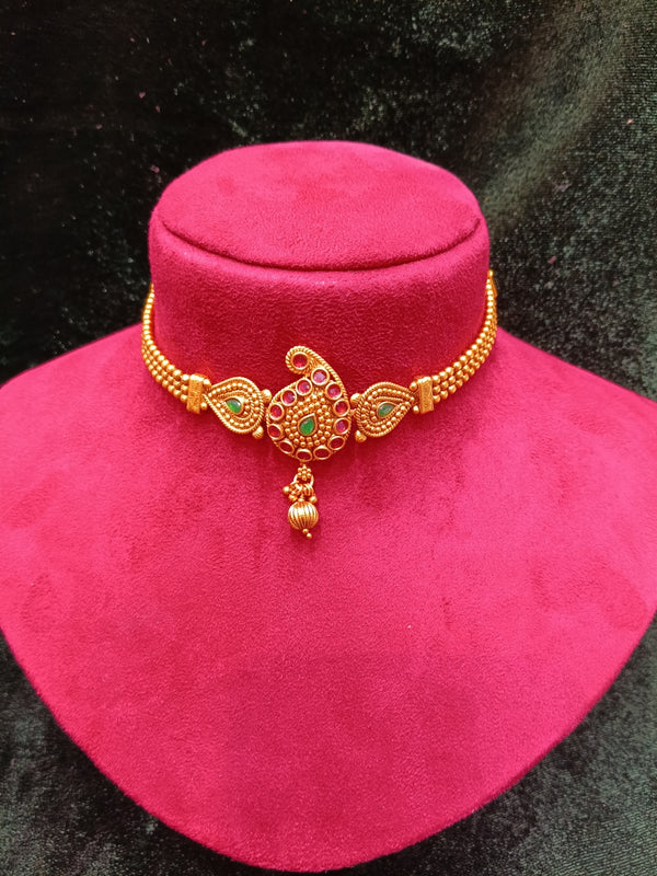 Traditional choker Necklace