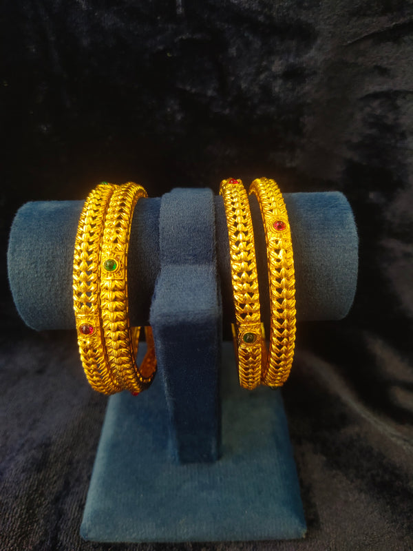 Rajvadi Bangles 2.6 size