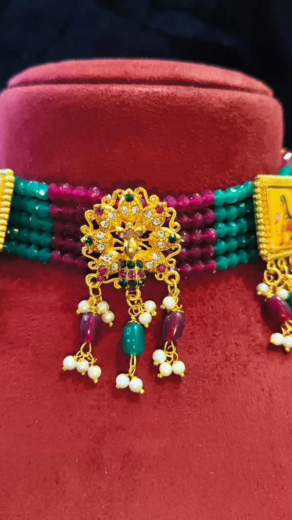 Stone Necklace Choker with Colour beads