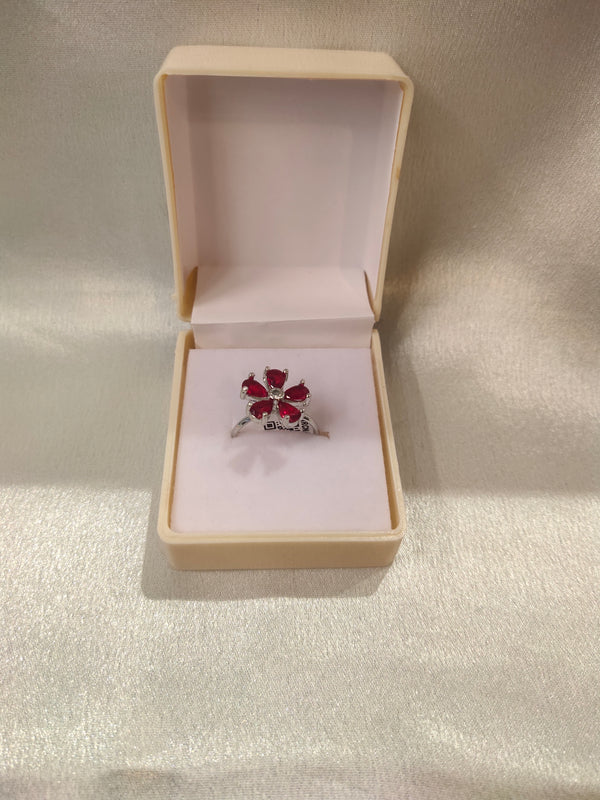 Leadies finger Ring adjustable