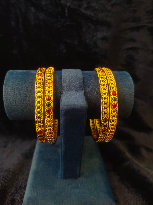 Rajvadi Bangles 2.6 size