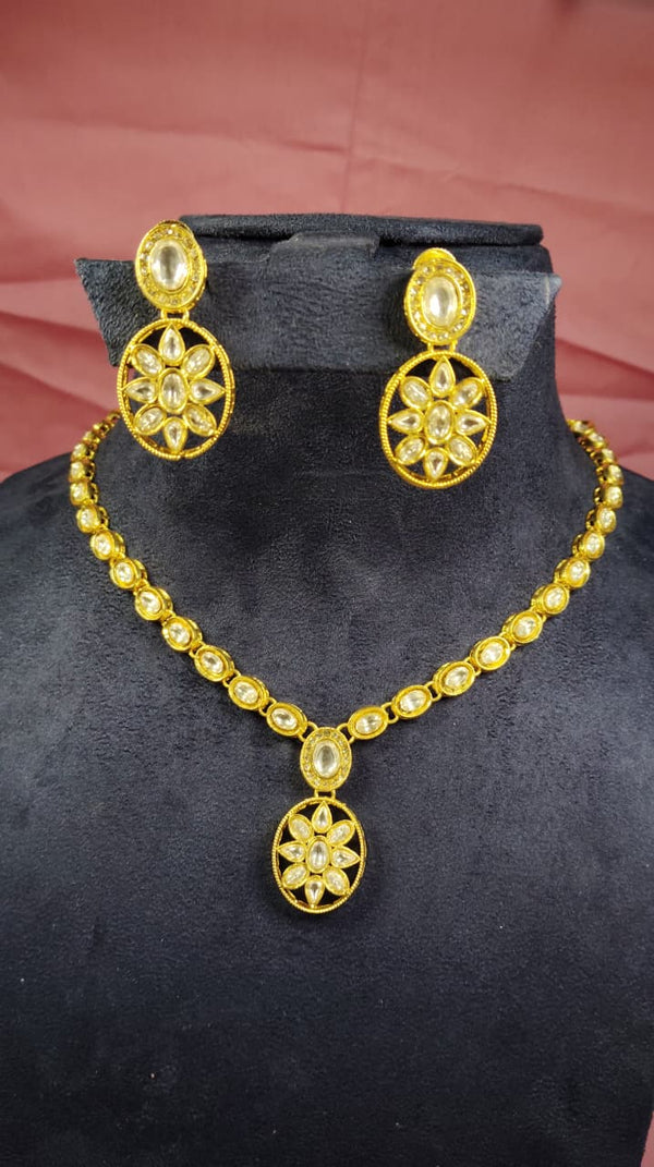 Short Kundan Necklace
