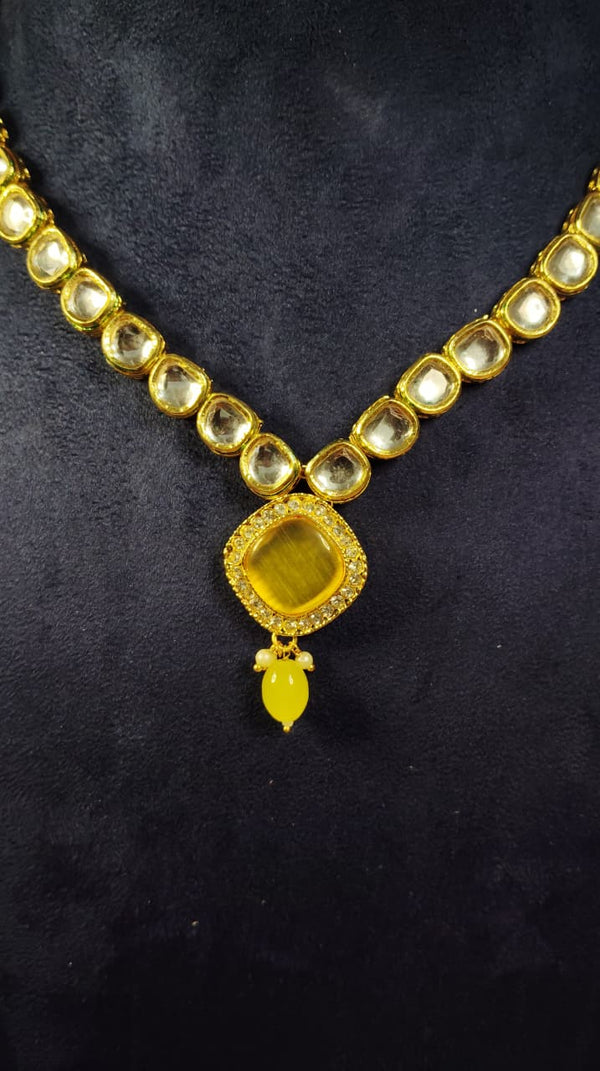 short Kundan Necklace