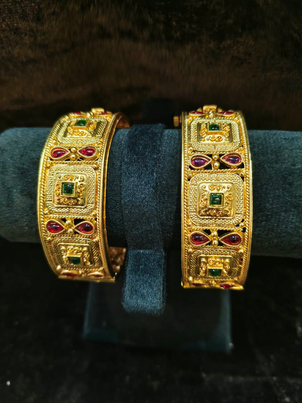 Gold polish Rajwadi Style 2 pic Bangles Size 2.4