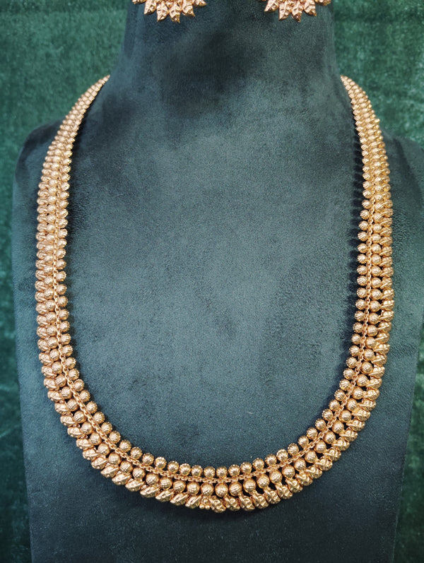 Long plain Goldan Polish Necklace