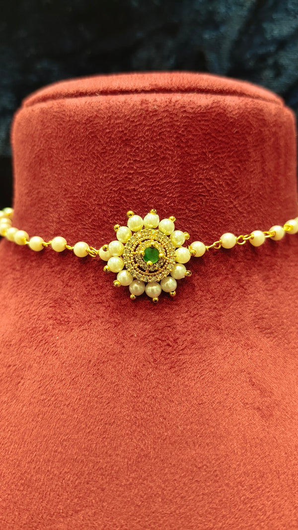 Necklace Choker With Pearl