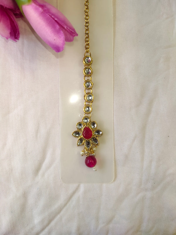 Kundan Mangtika Bindi