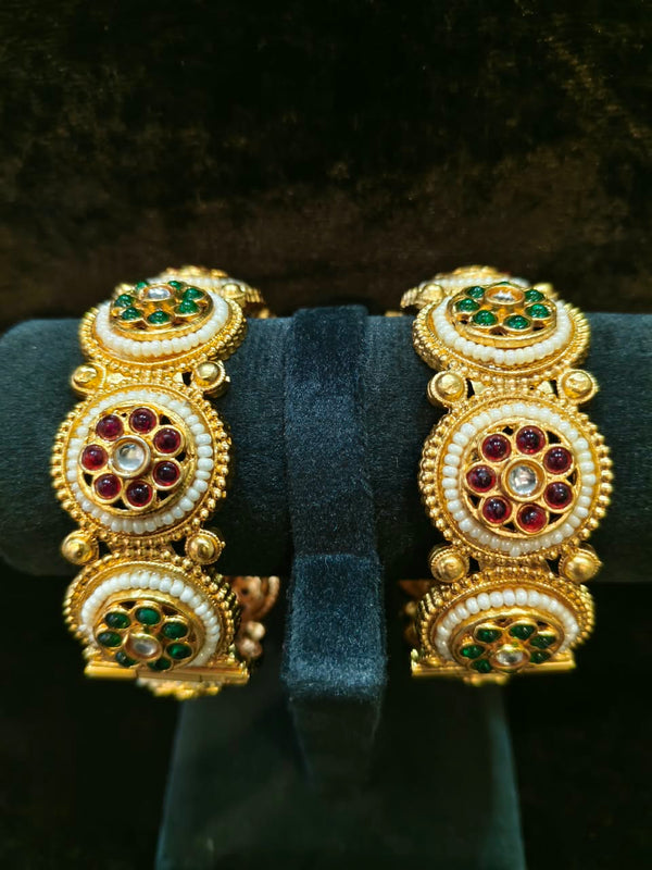 Pearl Moti with Kundan 2 pic Bangles Size 2.4