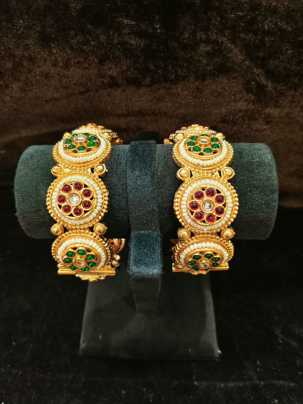 Pearl Moti with Kundan 2 pic Bangles Size 2.4