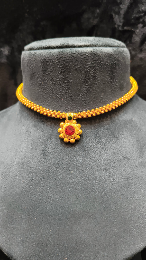 Thushi Choker Necklace