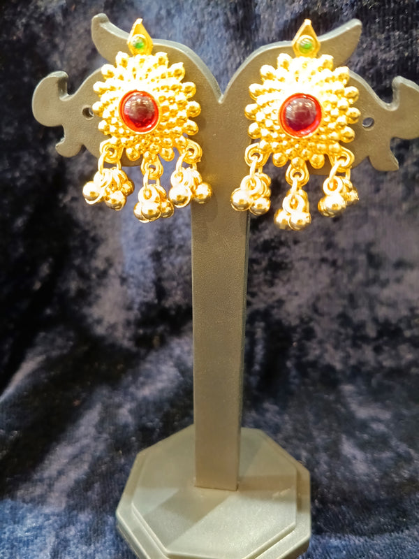 Thushi moti Goldan Necklace