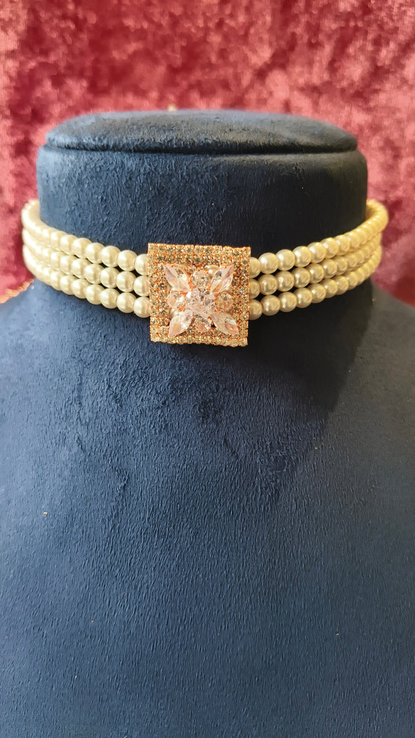 Moti Pearl Choker With Stone