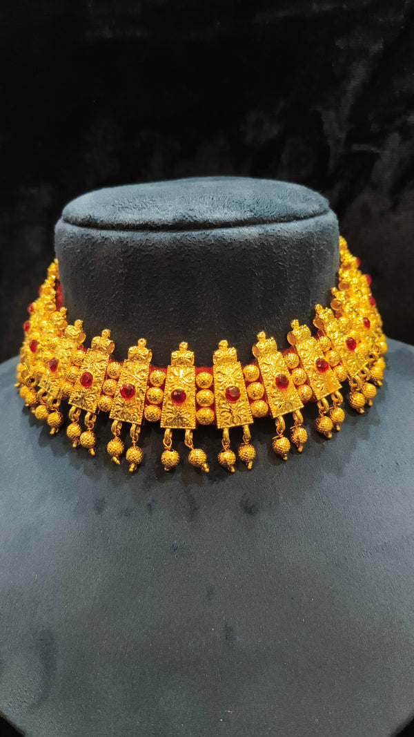 Thushi Choker Necklace