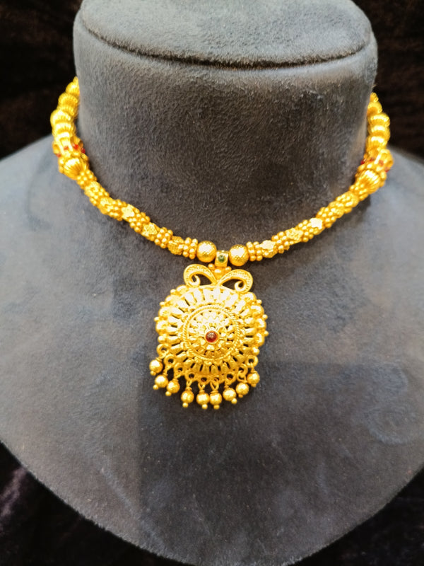 Goldan Necklace Traditional choker