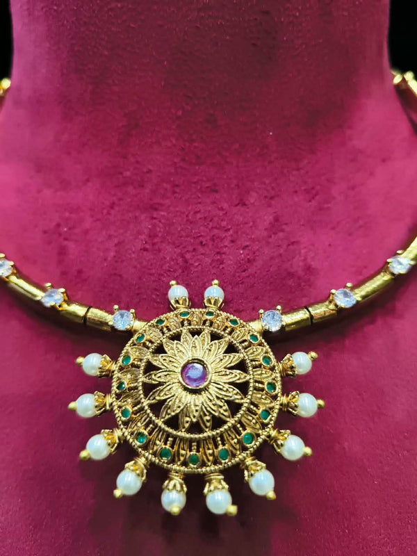 Pearl Moti Kanthi Short Necklace With white Stone