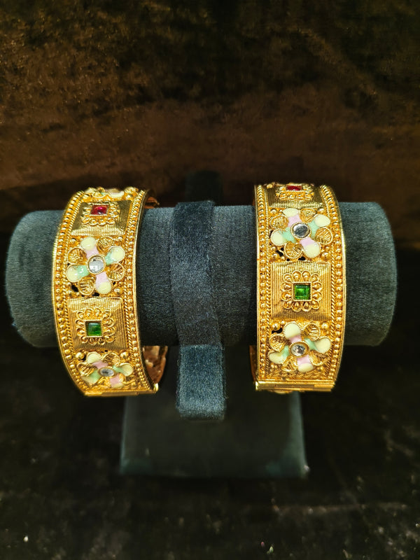 Bangles Rajwadi style 2.4 size 2pic
