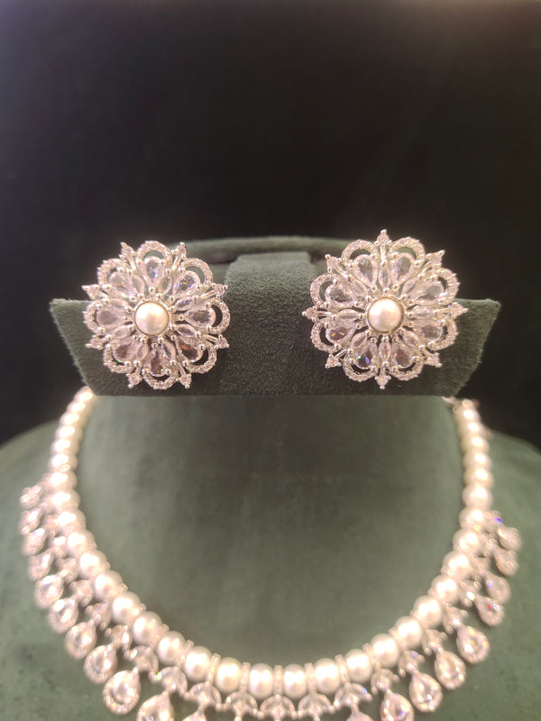 Stone Moti Pearl Necklace