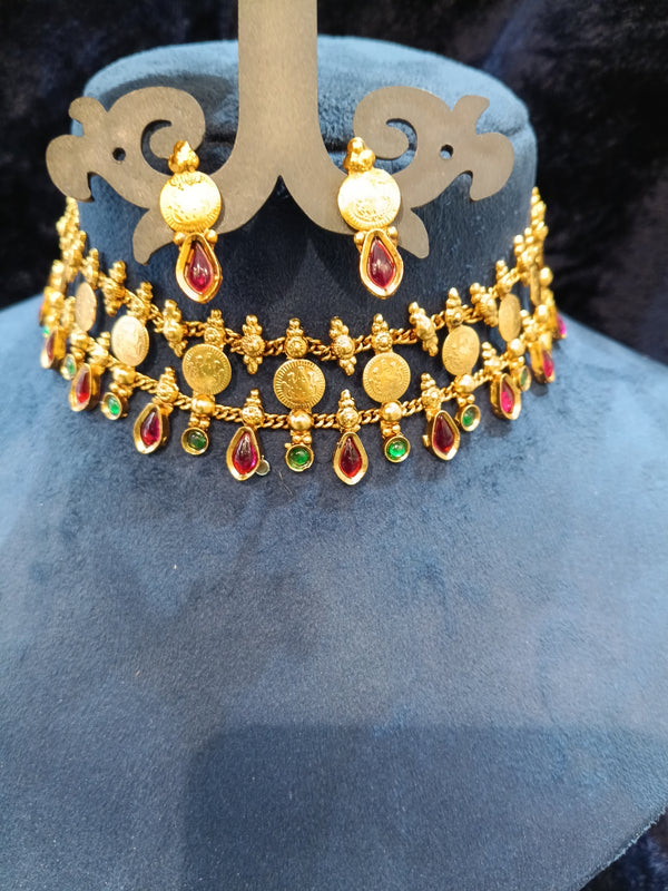 Traditional choker Necklace