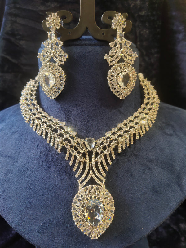 AD Stone Necklace