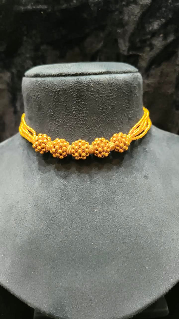 Thushi Maharashtrian necklace