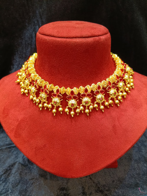 TraditionalGoldan Stone Necklace