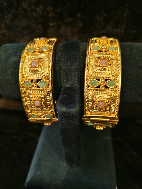 Gold polish 2 pic Bangles Size 2.4 with mint and pink kundan